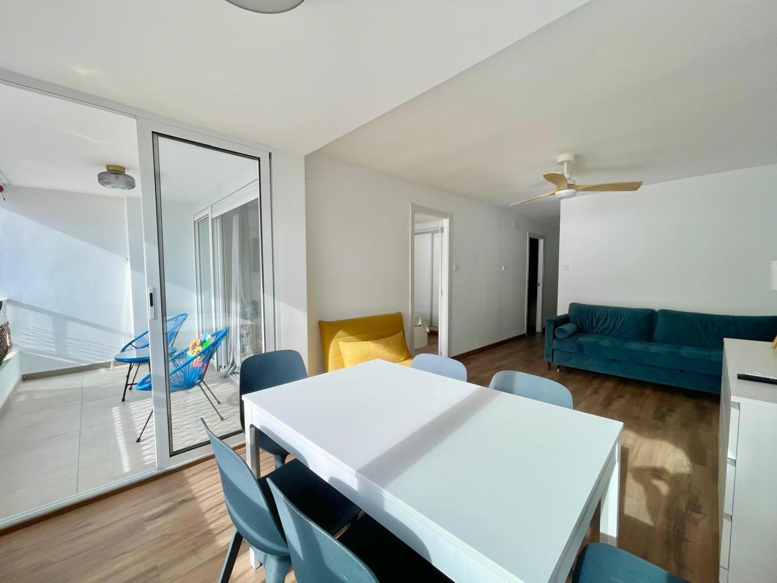 Appartement Poniente Luxury Seafront *